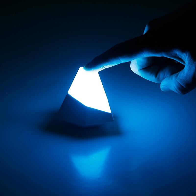 2in1 Diamond LED Night Light Wireless Charger - Image 3