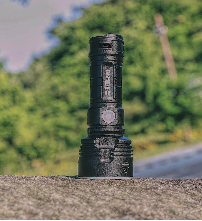 Ultra Powerful LED Flashlight - Image 2