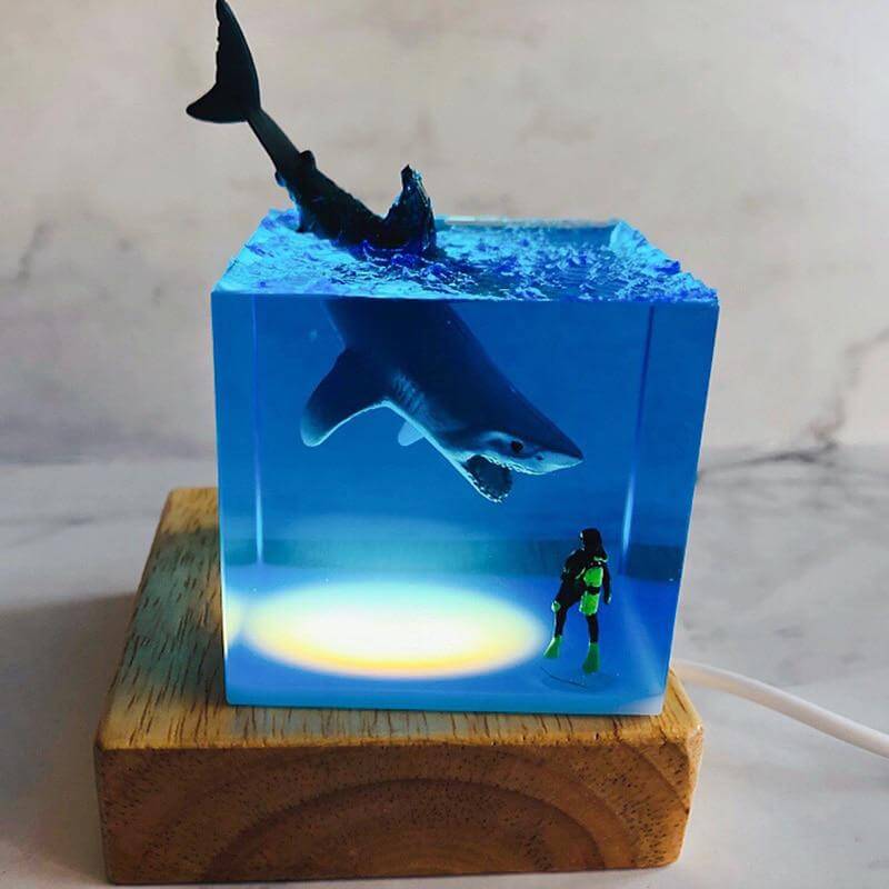 LED Night Light Shark Diver Decoration Lamp - Image 0