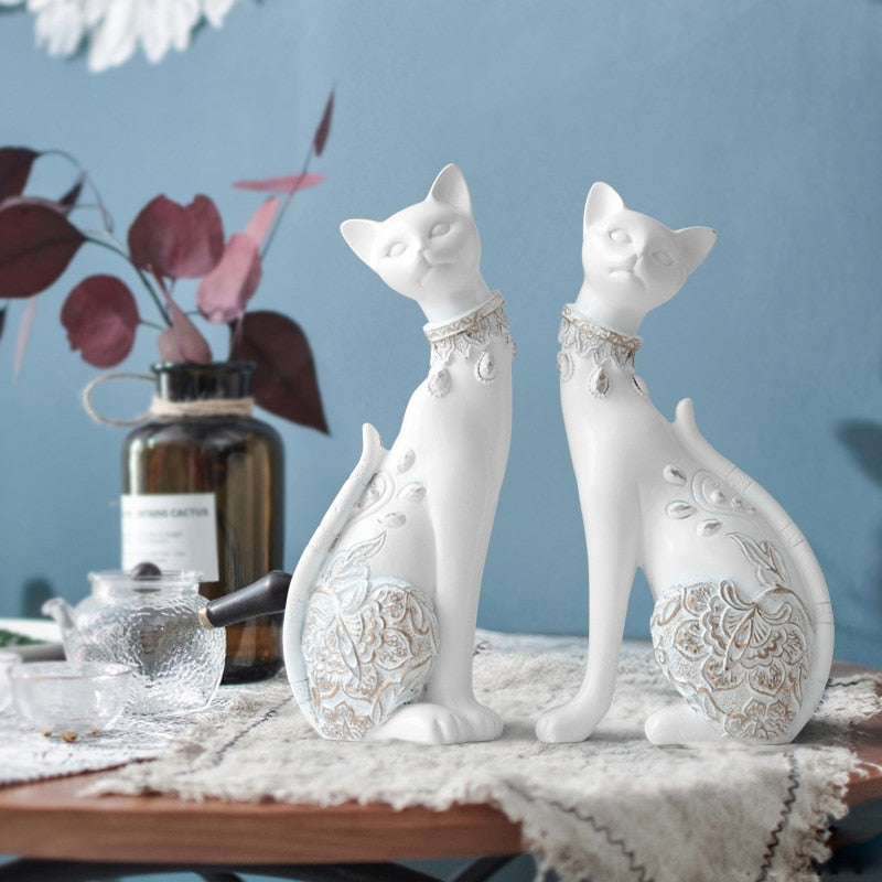 European Cute Resin Cat Figurines - Image 1
