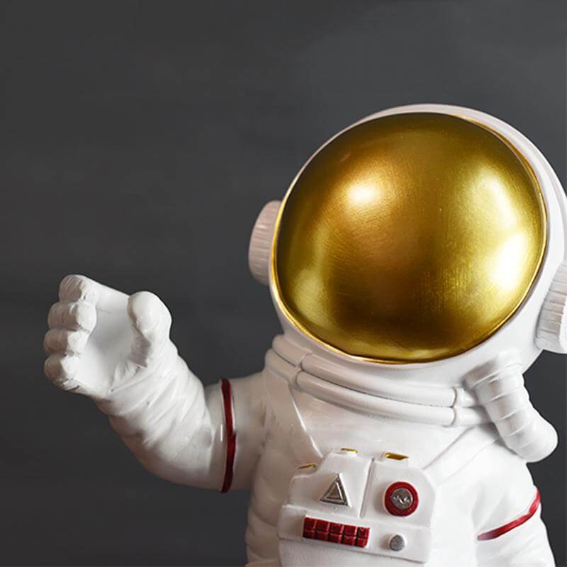Minimal Resin Astronaut Table Lamps - Image 4