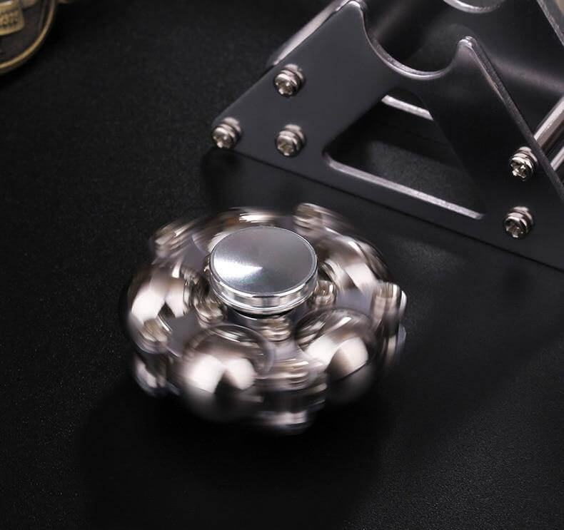 Anti-stress Metal Triangle New Fidget Spinner - Image 2