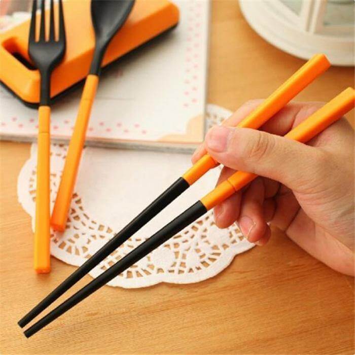Portable Folding Travel Dinnerware Set - Image 2