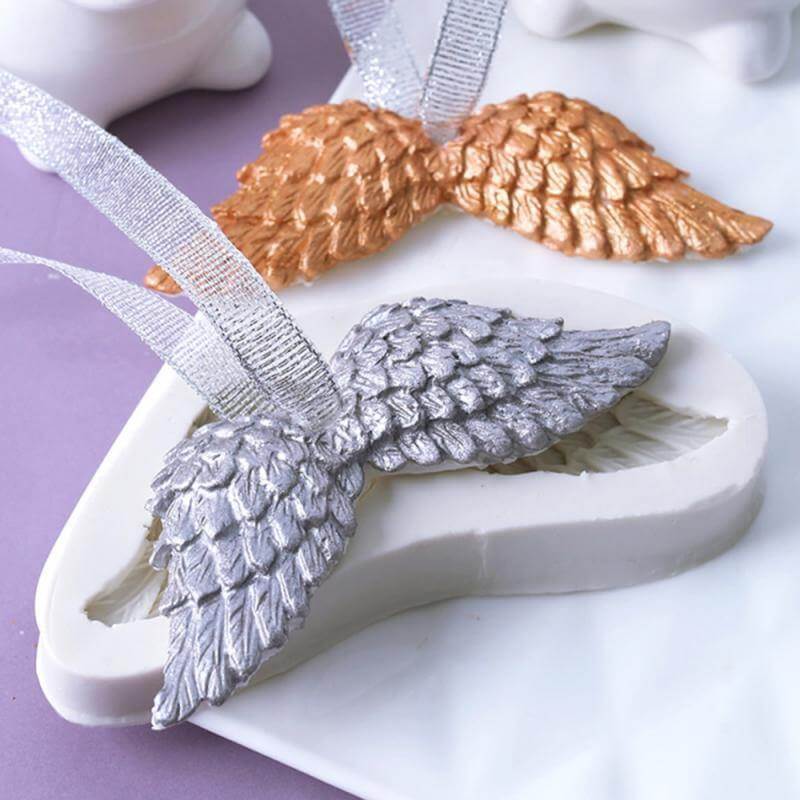 Angel Wings Silicone Baking Mold - Image 2