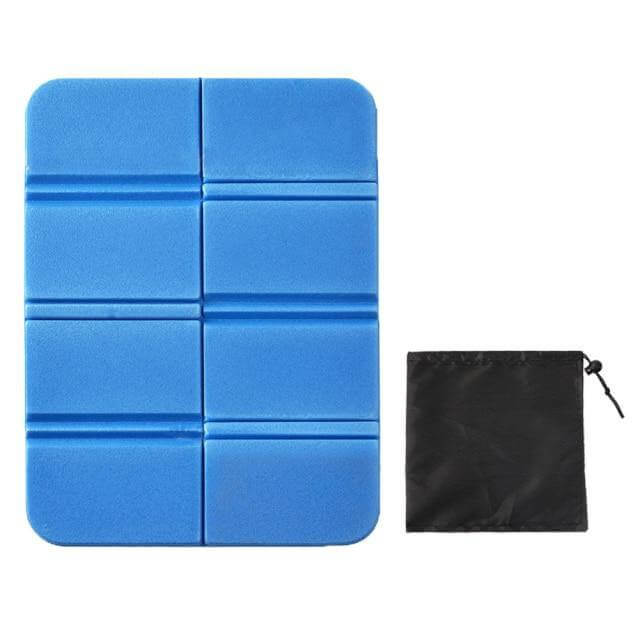 Waterproof Foldable Outdoor Mat - Image 4