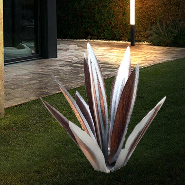 Metal Decorative Outdoor Cactus - Image 11