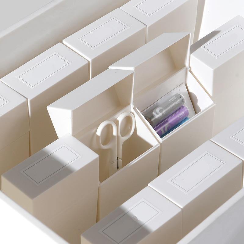 Japanese-style Clamshell Mini Storage Box - Image 1