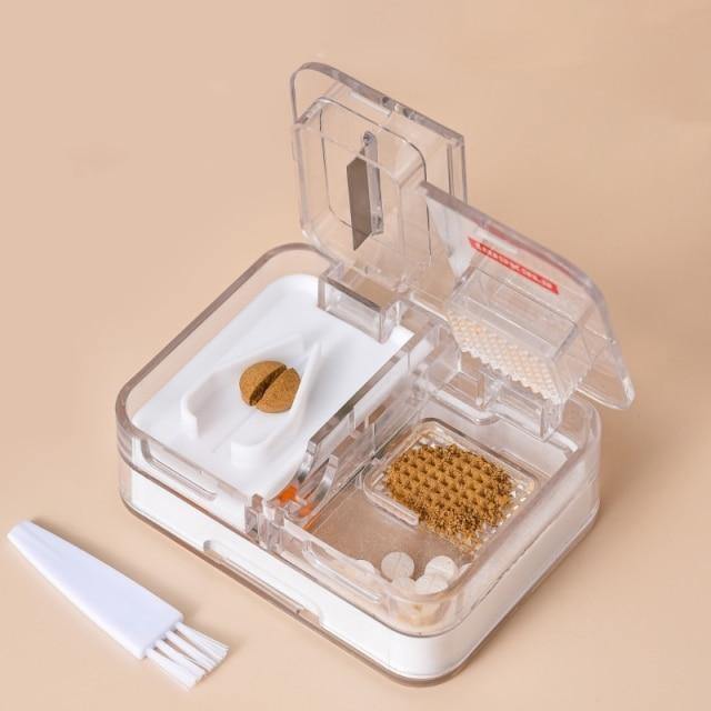 Portable Mini Pill Cutter Storage Box - Image 3