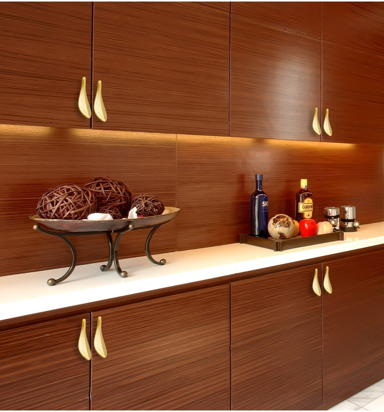 Nordic Golden Leaf Shaped Cabinet Door Knob - Image 5