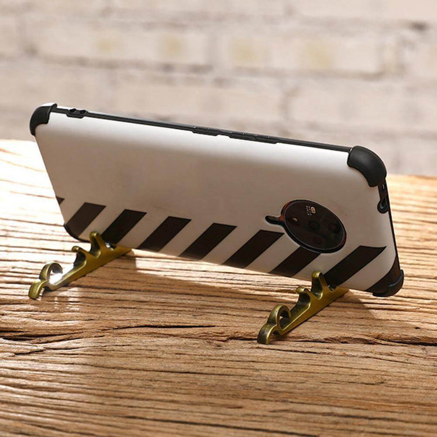 Multifunctional Magnetic Retro Key Phone Holder - Image 1