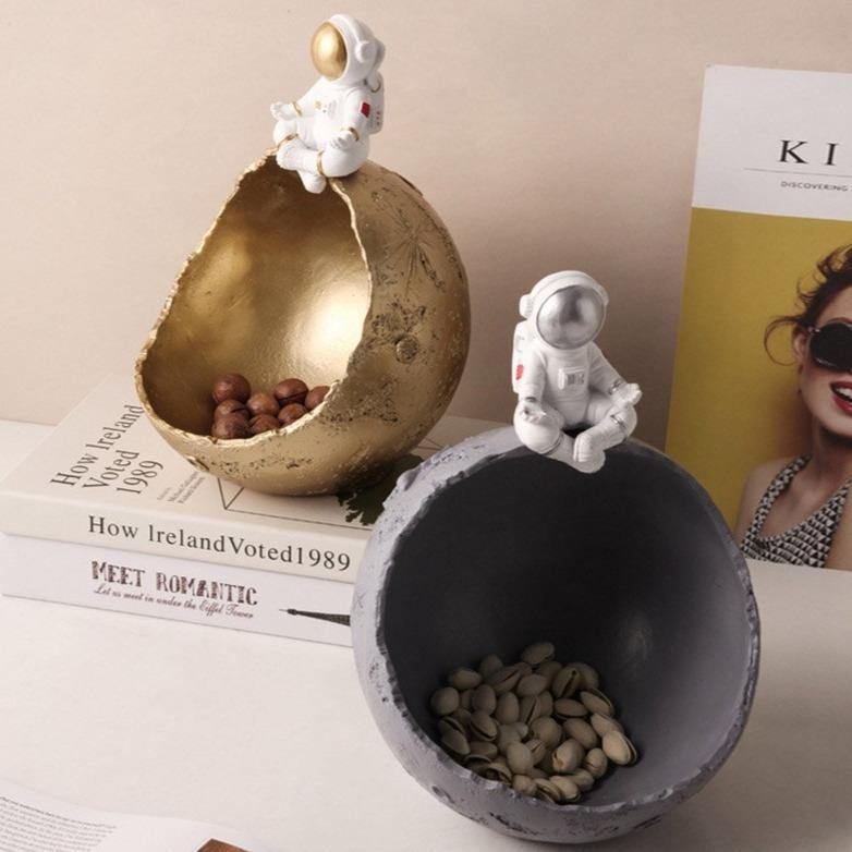 Astronaut Figurine Storage Box - Image 7