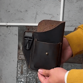 Retro Leather Multifunctional Phone Holder Waist Bag - Image 1