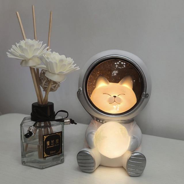 Astronaut Pet LED Night Light - Image 5
