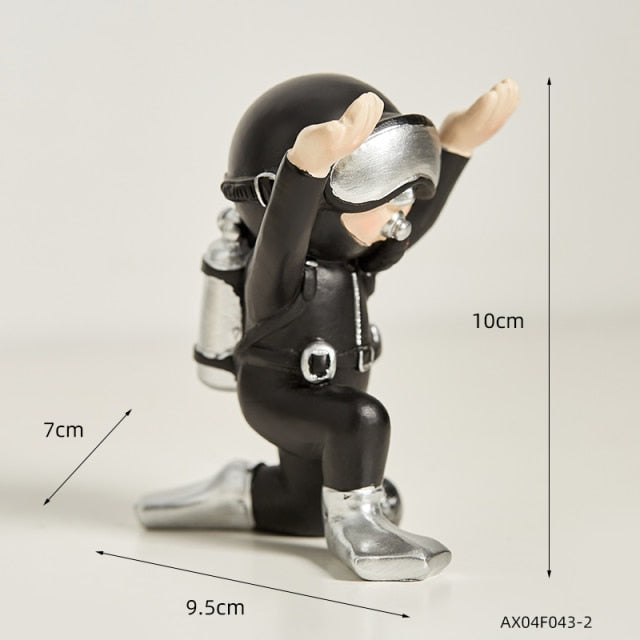 Handmade Creative Cute Diver Figurines - Image 9