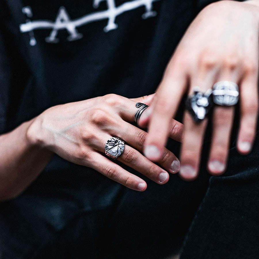 Retro Gothic Broken Rock Ring - Image 1