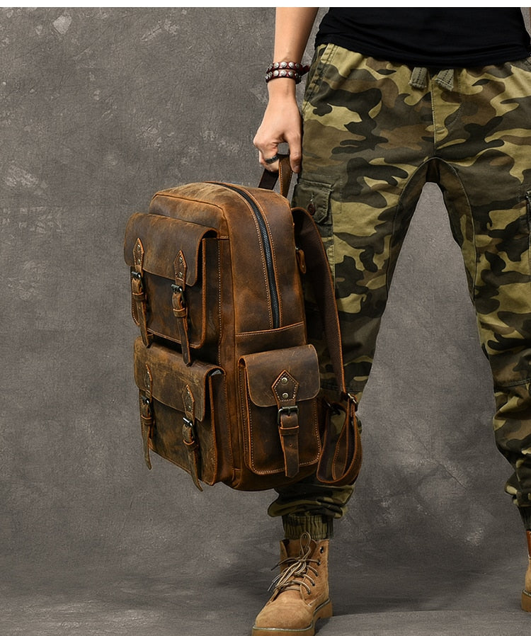Large Capacity Leather Retro Men's Outdoor Backpack - Image 5