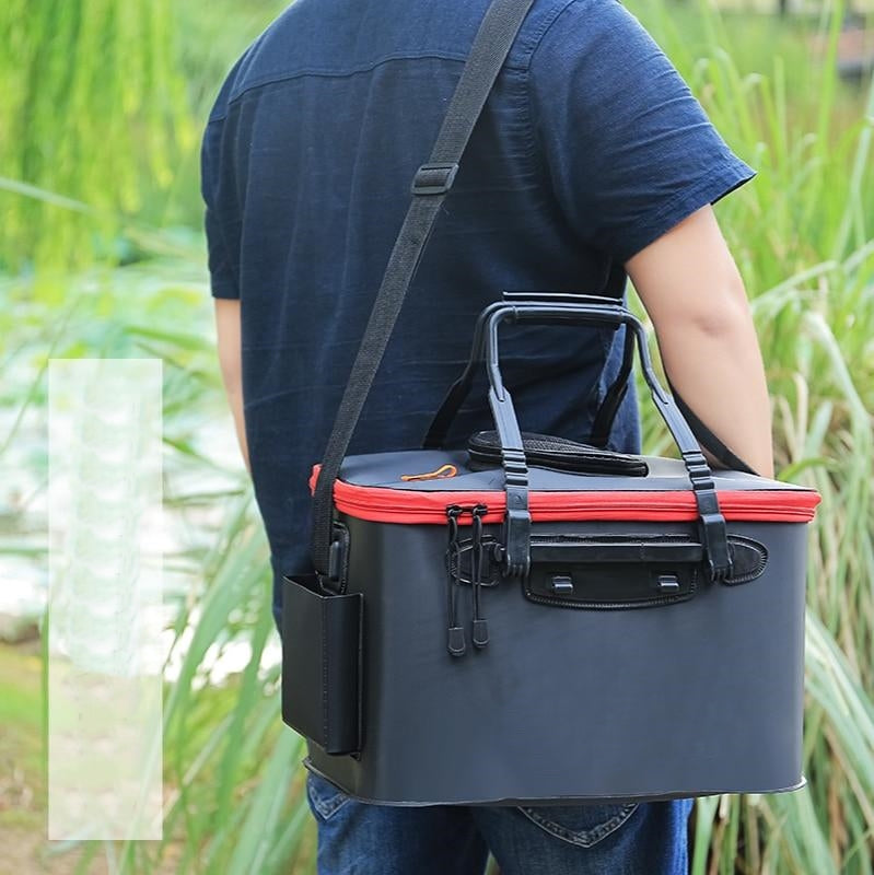 Portable Foldable Fishing Water Container - Image 1