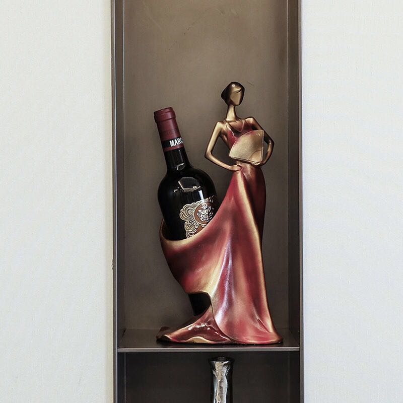 Modern Family Figurines Wine Holder - Image 5