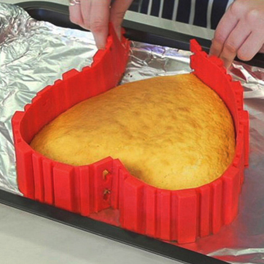 Multi-Shape Magic Silicone Cake Mold - Image 3