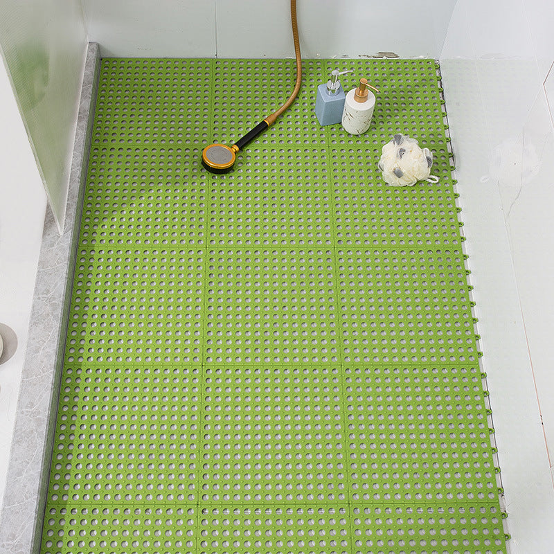 Non-Slip Easy Draining Bathroom Mat - Image 9