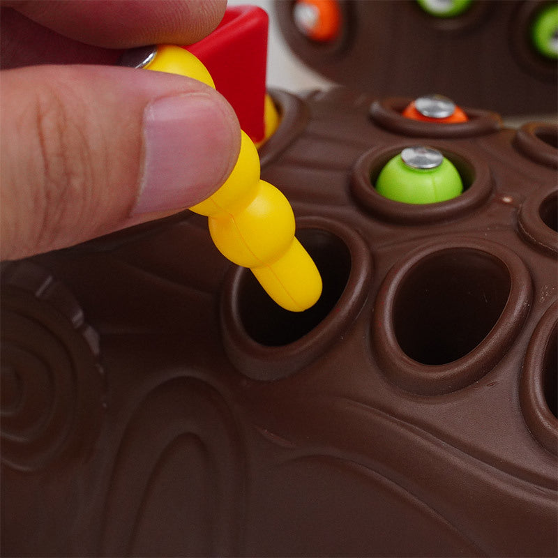 Magnetic Worm Catching Woodpecker Kids Toy - Image 2