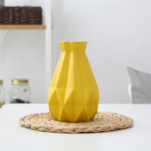 Modern Europe Brief Matt Diamond Porcelain Ceramic Vase - Image 16