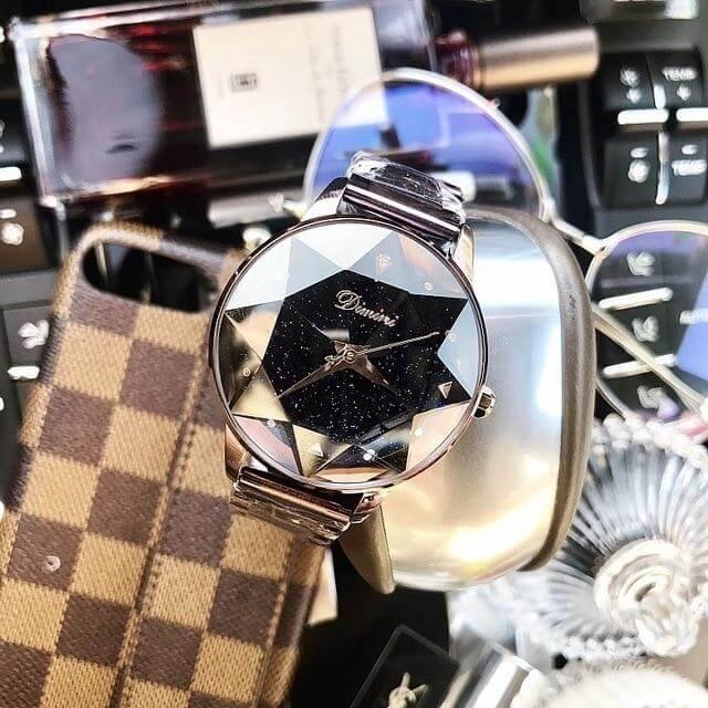Luxury Stainless Steel Shiny Look Women Watch - Image 1