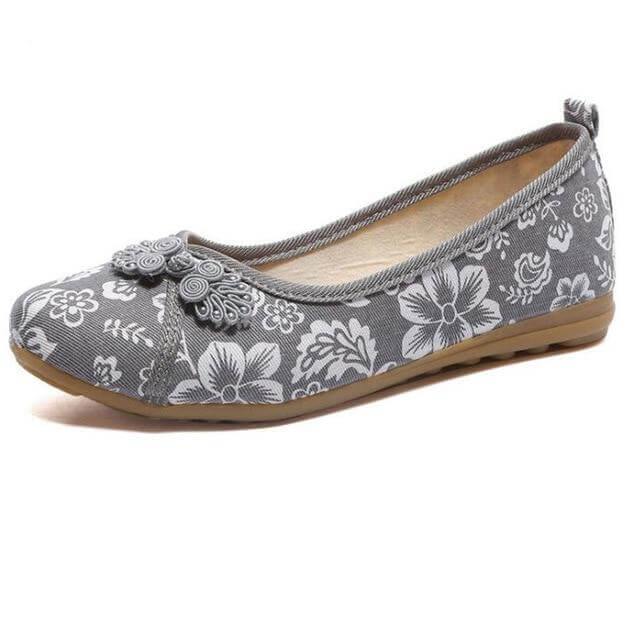 Vintage Ballerina Flat Shoes - Image 2