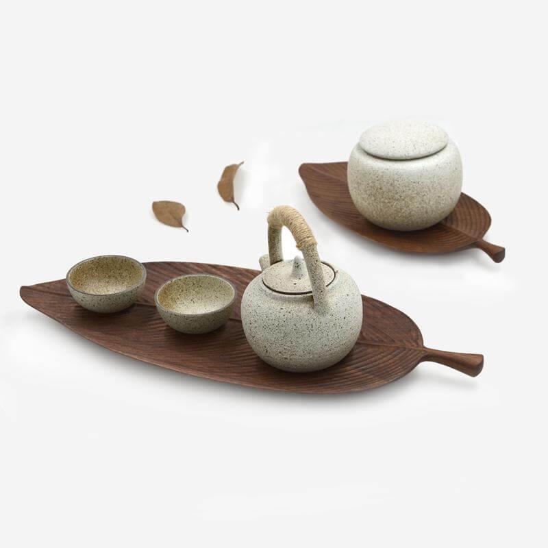 Walnut Snack Tray Leaf Plates - Image 9