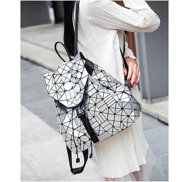 Diamond Lattice Geometric Women Purse - Image 13
