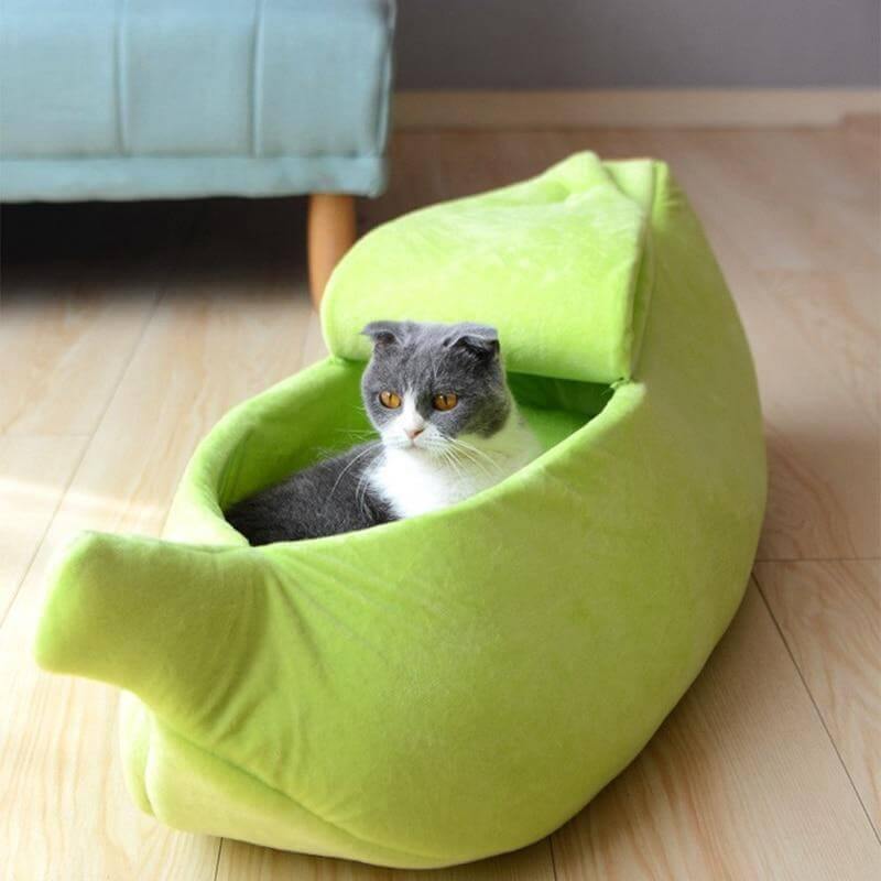 4 Colors Cute Banana Peel Cat House - Image 1