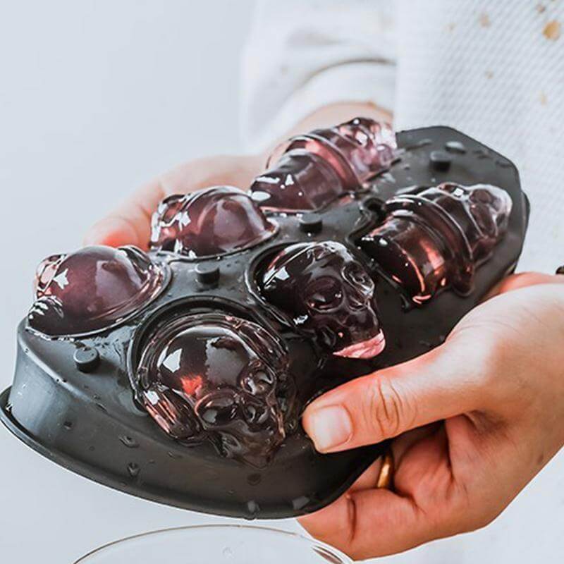 3D Skull Large Ice Cube Tray - Image 0