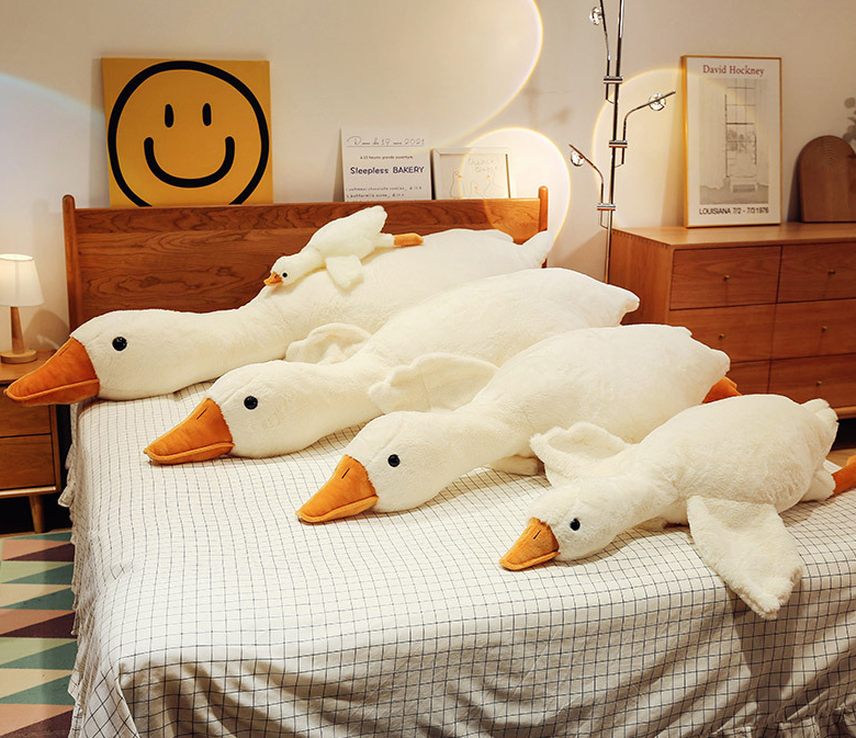 Huge Flying Duck Plush Toy - Image 6