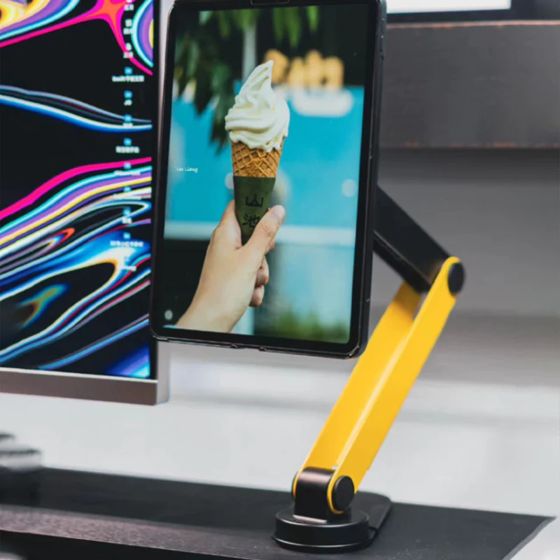 Roboarm Adjustable Magnetic Tablet Phone Holder - Image 1
