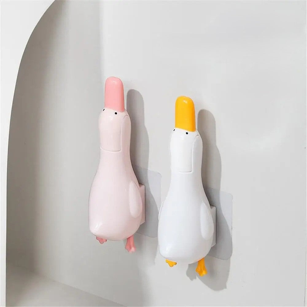 “Add Charm and Organization to Your Space with the Adorable Cute Duck Wall-Mounted Hair Clip”