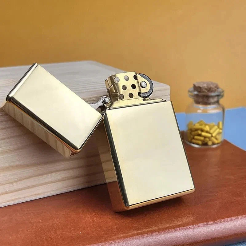 Timeless Flame: The Heavy-Duty Flip-Open Lighter – Perfect Gift Guide