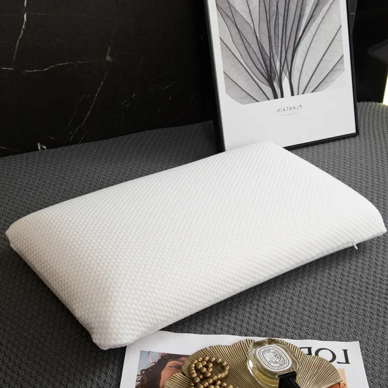 Give the Gift of Sleep: Why a Latex Pillow is the Perfect Present for Better Rest