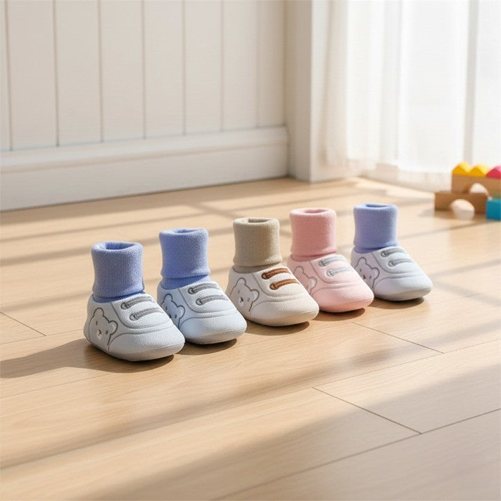 Soft Sole Long Warm Baby Shoes: The Ultimate Stay-On Gift for Cozy Tiny Feet