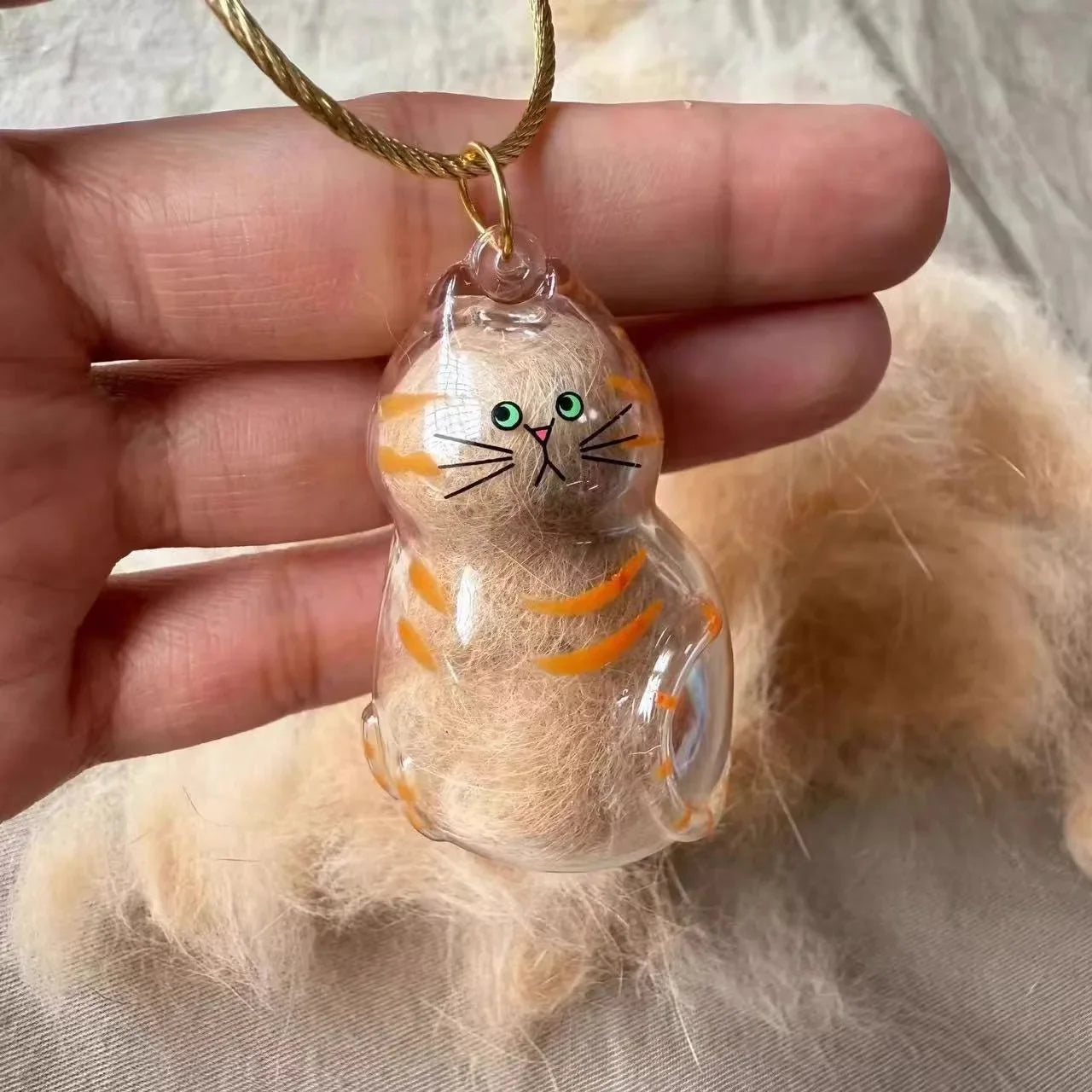Heartfelt Gift for Cat Lovers: Cat Fur Keepsake Memory Pendant Necklace