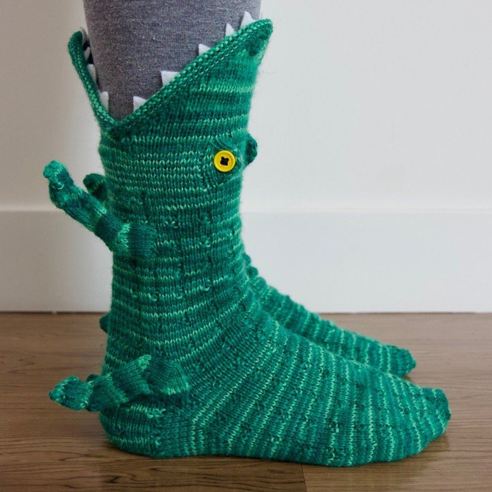 A Gift That Bites Back: Crocodile Bite Knitted Socks for Fun & Cozy Feet