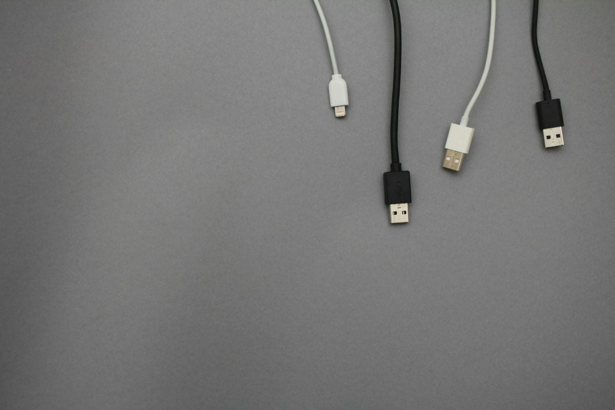 Cable Tidy: How to Organize Your Messy Wires