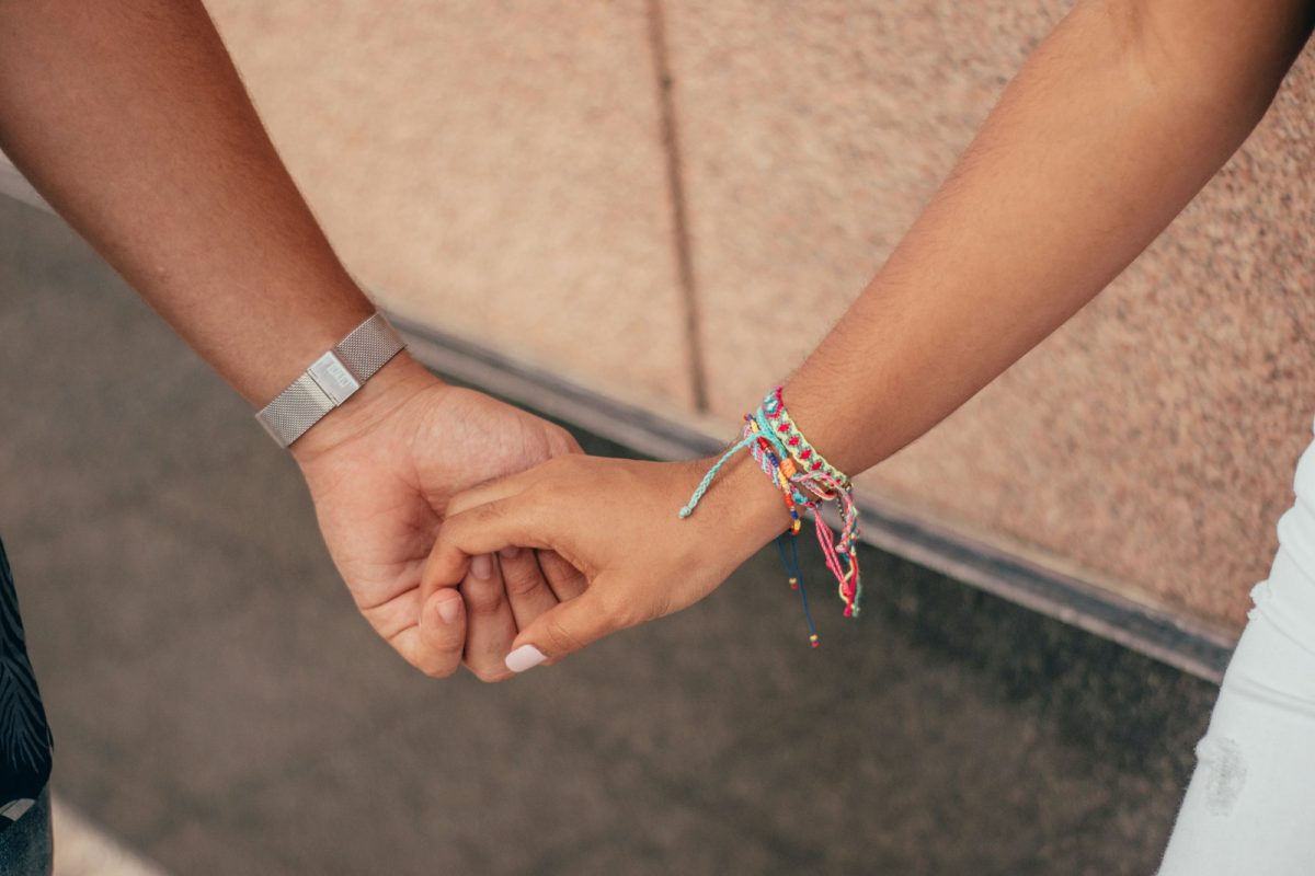Magnetic Couple Bracelets: What They Are & Why They're a Great Gift