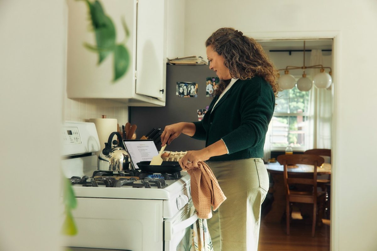 Smart Ideas: How to Choose a Smart Plug