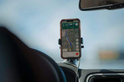 Car Phone Holder: Which One is Right for You?
