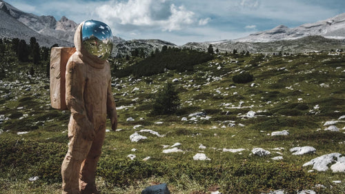 Space Tourism: A Glimpse into the Future of Cosmic Travel and Exploration