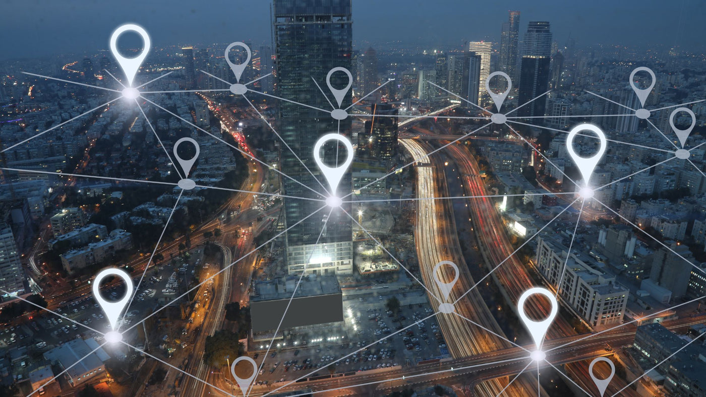 Lesser-Known Features of Google and Apple Maps That Every Traveler Should Use