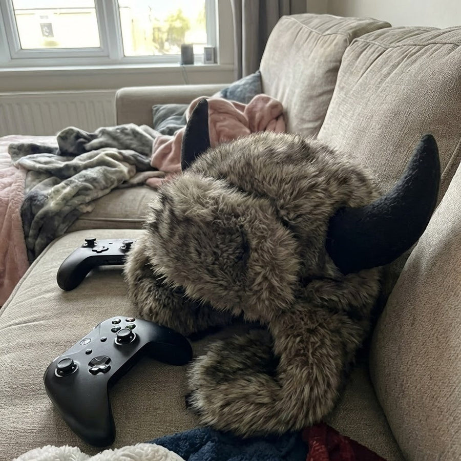 Viking Horn Fur Winter Trapper Hat - Image 3