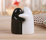 2PCS Love Hug Seasoning Shakers Sets