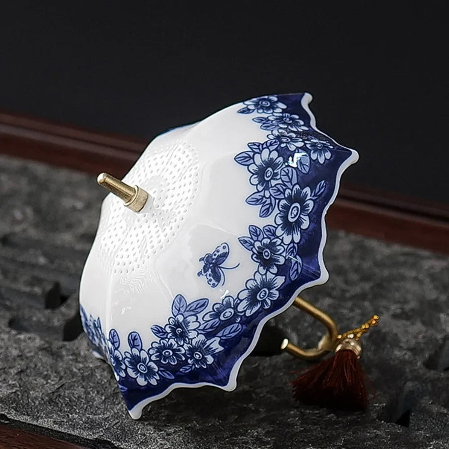 Traditional Floral Ceramic Umbrella Tea Strainer - Image 0