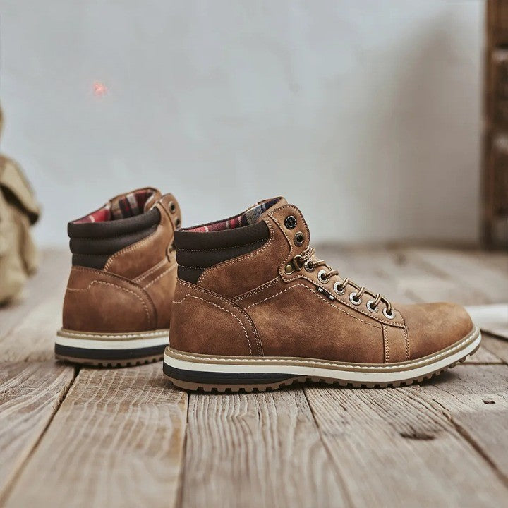 Italian Vintage Leather Lace-Up Warm Winter Boots - Image 1